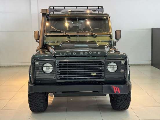 LAND ROVER-DEFENDER-2009