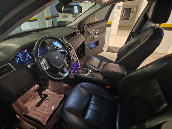 LAND ROVER-DISCOVERY SPORT-2.0 16V SI4 TURBO GASOLINA HSE 4P AUTOMÁTICO LAND ROVER-DISCOVERY SPORT-2015