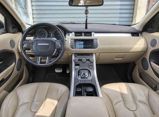 LAND ROVER-RANGE ROVER EVOQUE-2.0 PURE 4WD 16V GASOLINA 4P AUTOMÁTICO LAND ROVER-RANGE ROVER EVOQUE-2015