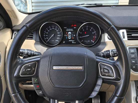 LAND ROVER-RANGE ROVER EVOQUE-2.0 PURE 4WD 16V GASOLINA 4P AUTOMÁTICO LAND ROVER-RANGE ROVER EVOQUE-2015