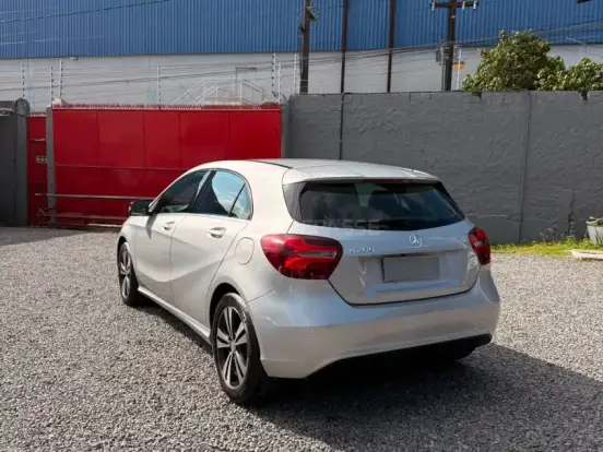 MERCEDES-BENZ-A 200-1.6 TURBO 16V FLEX 4P AUTOMÁTICO MERCEDES-BENZ-A 200-2014