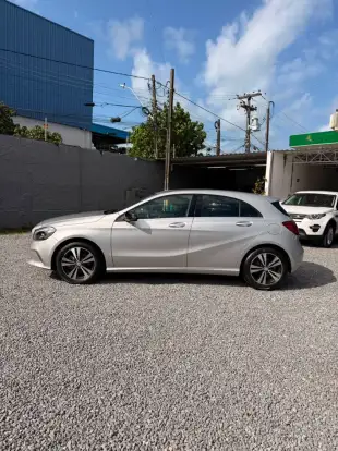 MERCEDES-BENZ-A 200-2014