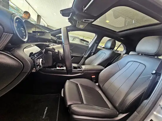 MERCEDES-BENZ-A 250-2019