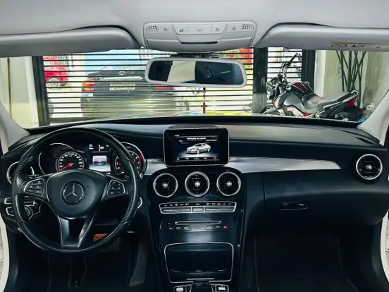 MERCEDES-BENZ-C 180-1.6 CGI AVANTGARDE 16V TURBO GASOLINA 4P AUTOMÁTICO MERCEDES-BENZ-C 180-2015