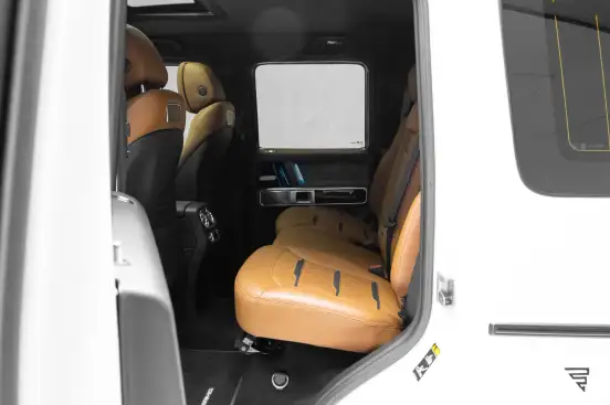 MERCEDES-BENZ-G 63 AMG-2023