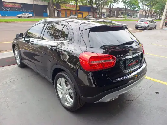 MERCEDES-BENZ-GLA 200-1.6 CGI ENDURO 16V TURBO FLEX 4P AUTOMÁTICO MERCEDES-BENZ-GLA 200-2017