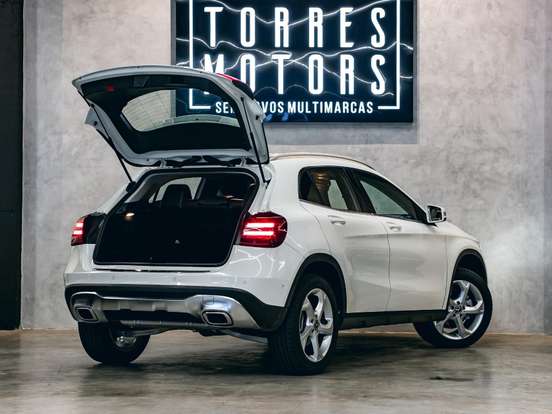 MERCEDES-BENZ-GLA 200-1.6 CGI FLEX ADVANCE 7G-DCT MERCEDES-BENZ-GLA 200-2017