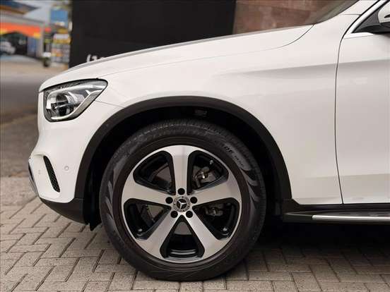 MERCEDES-BENZ-GLC 220d-2020
