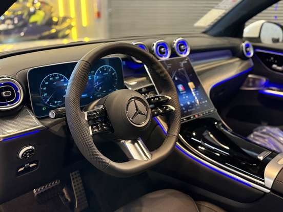 MERCEDES-BENZ-GLC 300-2026