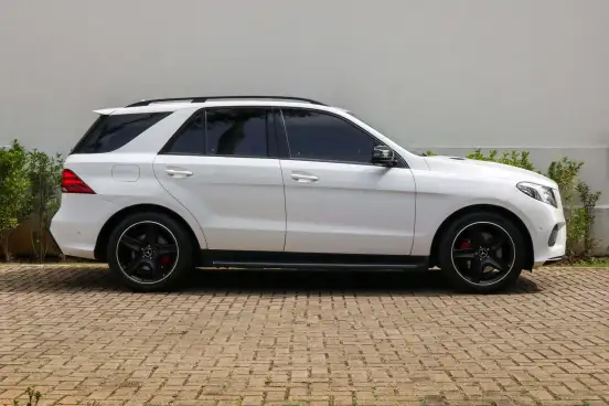 MERCEDES-BENZ-GLE 350-2016