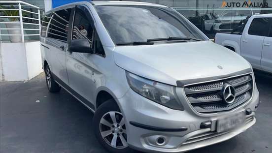 MERCEDES-BENZ-VITO-2015