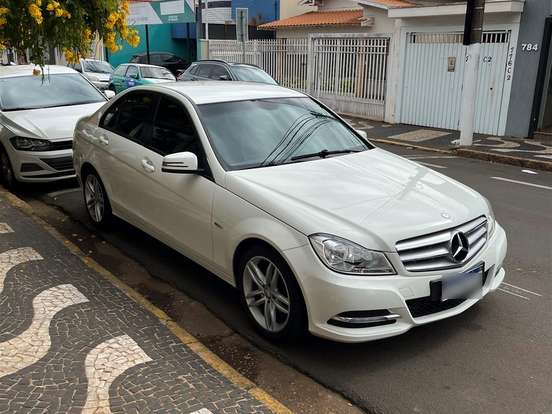 MERCEDES-BENZ-C 180-1.8 CGI CLASSIC 16V TURBO GASOLINA 4P AUTOMÁTICO MERCEDES-BENZ-C 180-2011