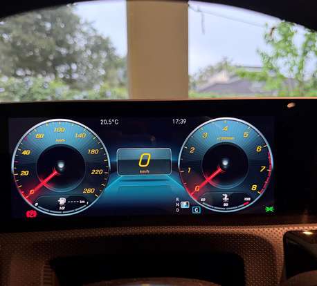 MERCEDES-BENZ-CLA 250-2020