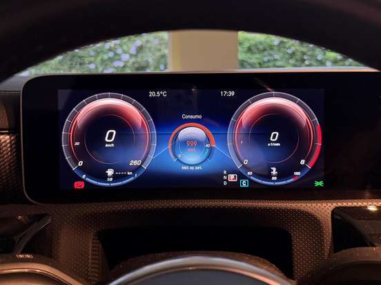 MERCEDES-BENZ-CLA 250-2.0 CGI GASOLINA SPORT 4MATIC 7G-DCT MERCEDES-BENZ-CLA 250-2020
