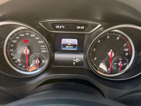 MERCEDES-BENZ-GLA 200-1.6 CGI FLEX ADVANCE 7G-DCT MERCEDES-BENZ-GLA 200-2019
