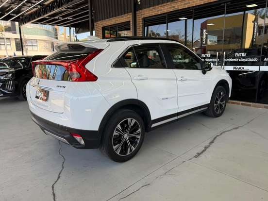 MITSUBISHI-ECLIPSE CROSS-1.5 MIVEC TURBO GASOLINA HPE-S CVT MITSUBISHI-ECLIPSE CROSS-2020