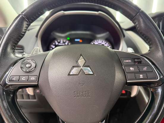 MITSUBISHI-ECLIPSE CROSS-1.5 MIVEC TURBO GASOLINA HPE-S S-AWC CVT MITSUBISHI-ECLIPSE CROSS-2022