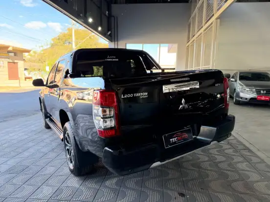MITSUBISHI-L200 TRITON-2.4 16V TURBO DIESEL SPORT HPE-S CD 4P 4X4 AUTOMÁTICO MITSUBISHI-L200 TRITON-2023