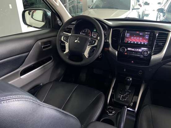 MITSUBISHI-L200 TRITON-2018
