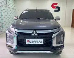 MITSUBISHI L200 TRITON 2.4 16V TURBO DIESEL SPORT HPE-S CD 4P 4X4 AUTOMÁTICO MITSUBISHI L200 TRITON 2.4 16V TURBO DIESEL SPORT HPE-S CD 4P 4X4 AUTOMÁTICO