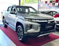 MITSUBISHI L200 TRITON 2.4 16V TURBO DIESEL SPORT HPE-S CD 4P 4X4 AUTOMÁTICO MITSUBISHI L200 TRITON 2.4 16V TURBO DIESEL SPORT HPE-S CD 4P 4X4 AUTOMÁTICO