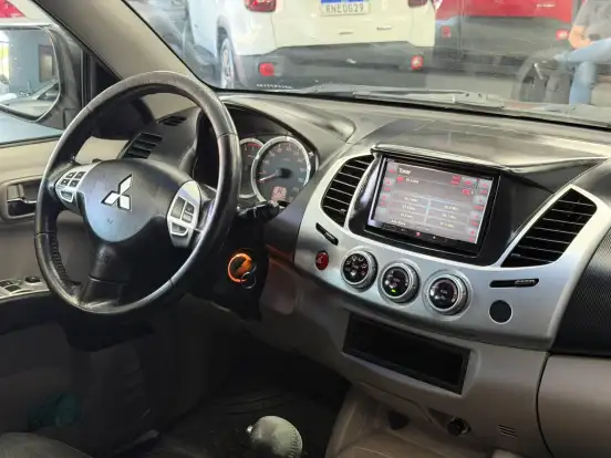 MITSUBISHI-L200 TRITON-2013