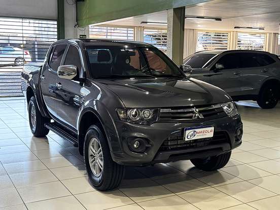 MITSUBISHI-L200 TRITON-3.2 HPE 4X4 CD 16V TURBO INTERCOOLER DIESEL 4P AUTOMÁTICO MITSUBISHI-L200 TRITON-2015