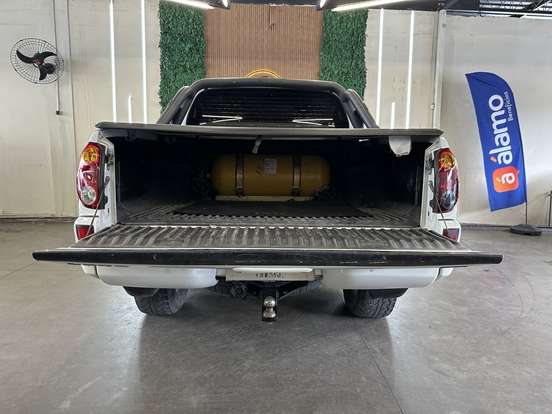 MITSUBISHI-L200 TRITON-3.5 HPE 4X4 CD V6 24V FLEX 4P AUTOMÁTICO MITSUBISHI-L200 TRITON-2014