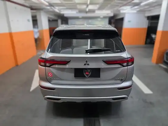 MITSUBISHI-OUTLANDER-2.4 PHEV HPE-S S-AWC DHT MITSUBISHI-OUTLANDER-2026