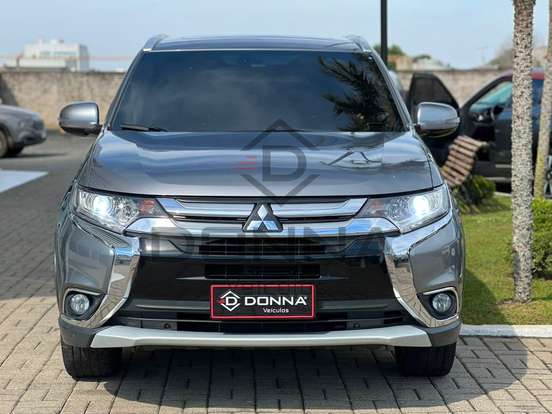 MITSUBISHI-OUTLANDER-2018
