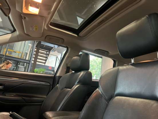 MITSUBISHI-OUTLANDER-2.0 MIVEC GASOLINA HPE AUTOMÁTICO MITSUBISHI-OUTLANDER-2019