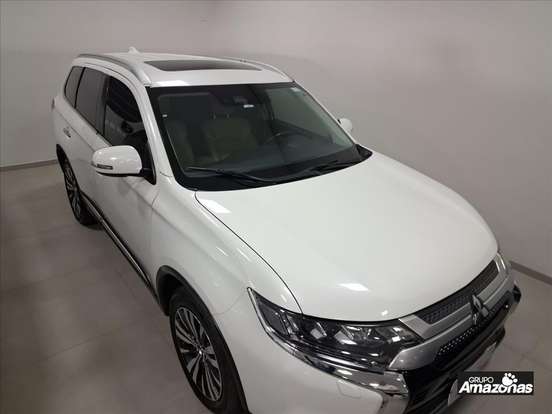 MITSUBISHI-OUTLANDER-2.2 MIVEC DI-D DIESEL HPE-S AWD AUTOMÁTICO MITSUBISHI-OUTLANDER-2018