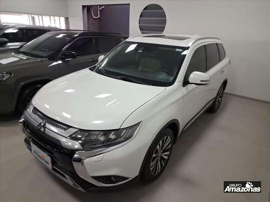 MITSUBISHI-OUTLANDER-2.2 MIVEC DI-D DIESEL HPE-S AWD AUTOMÁTICO MITSUBISHI-OUTLANDER-2018