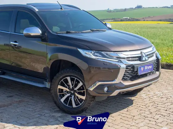 MITSUBISHI-PAJERO-3.2 HPE 4X4 7 LUGARES 16V TURBO INTERCOOLER DIESEL 4P AUTOMÁTICO MITSUBISHI-PAJERO-2019