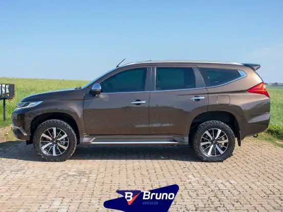 MITSUBISHI-PAJERO-3.2 HPE 4X4 7 LUGARES 16V TURBO INTERCOOLER DIESEL 4P AUTOMÁTICO MITSUBISHI-PAJERO-2019