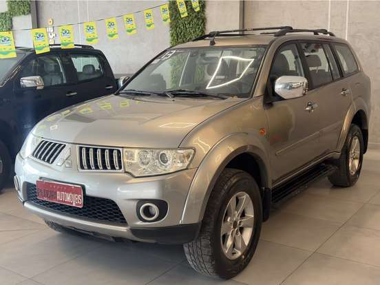 MITSUBISHI-PAJERO DAKAR-3.2 HPE 4X4 7 LUGARES 16V TURBO INTERCOOLER DIESEL 4P AUTOMÁTICO MITSUBISHI-PAJERO DAKAR-2012