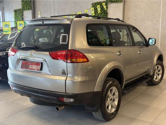 MITSUBISHI-PAJERO DAKAR-3.2 HPE 4X4 7 LUGARES 16V TURBO INTERCOOLER DIESEL 4P AUTOMÁTICO MITSUBISHI-PAJERO DAKAR-2012