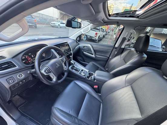 MITSUBISHI-PAJERO SPORT-2023