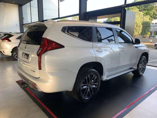 MITSUBISHI-PAJERO SPORT-2024