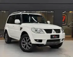 MITSUBISHI PAJERO TR4 2.0 4X2 16V 140CV FLEX 4P AUTOMÁTICO MITSUBISHI PAJERO TR4 2.0 4X2 16V 140CV FLEX 4P AUTOMÁTICO
