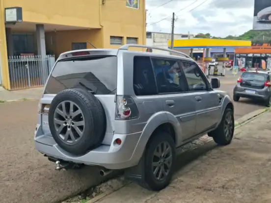 MITSUBISHI-PAJERO TR4-2.0 4X4 16V 140CV FLEX 4P MANUAL MITSUBISHI-PAJERO TR4-2012
