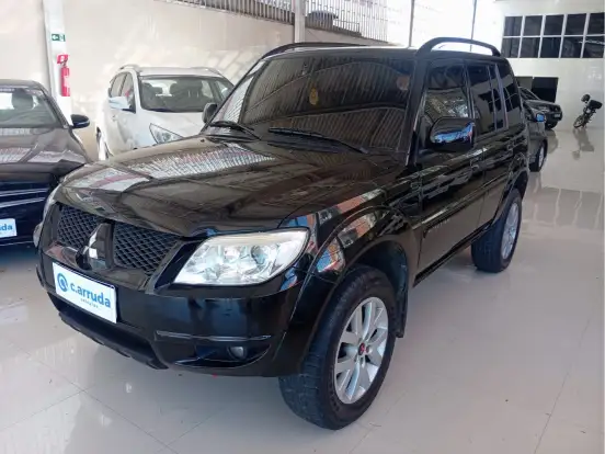 MITSUBISHI-PAJERO TR4-2.0 4X4 16V 140CV FLEX 4P MANUAL MITSUBISHI-PAJERO TR4-2011