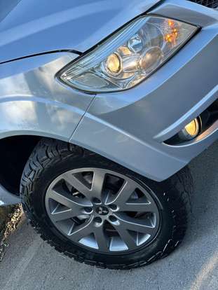 MITSUBISHI-PAJERO TR4-2011