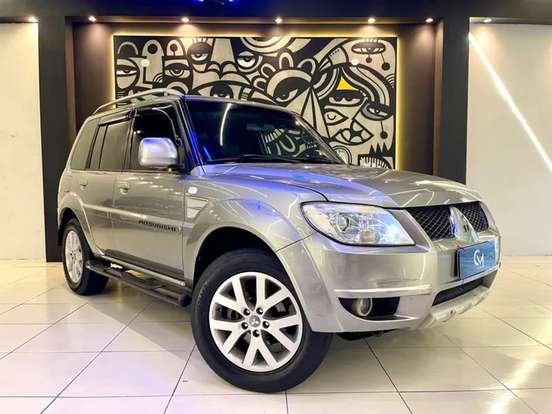 MITSUBISHI-PAJERO TR4-2.0 4X2 16V 140CV FLEX 4P MANUAL MITSUBISHI-PAJERO TR4-2012