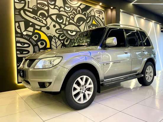 MITSUBISHI-PAJERO TR4-2.0 4X2 16V 140CV FLEX 4P MANUAL MITSUBISHI-PAJERO TR4-2012