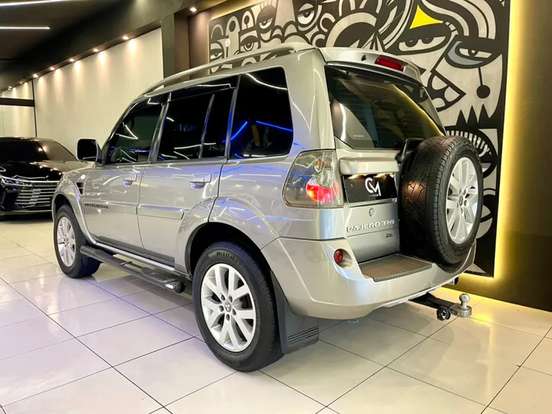 MITSUBISHI-PAJERO TR4-2.0 4X2 16V 140CV FLEX 4P MANUAL MITSUBISHI-PAJERO TR4-2012