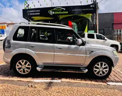 MITSUBISHI PAJERO TR4 2.0 4X4 16V 140CV FLEX 4P AUTOMÁTICO MITSUBISHI PAJERO TR4 2.0 4X4 16V 140CV FLEX 4P AUTOMÁTICO