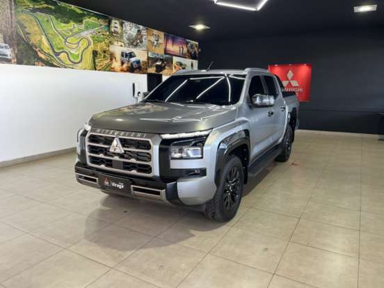 MITSUBISHI-TRITON-2.4 BITURBO DIESEL CD KATANA 4X4 AUTOMÁTICO MITSUBISHI-TRITON-2025