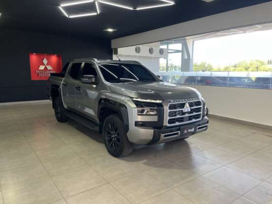 MITSUBISHI-TRITON-2.4 BITURBO DIESEL CD KATANA 4X4 AUTOMÁTICO MITSUBISHI-TRITON-2025