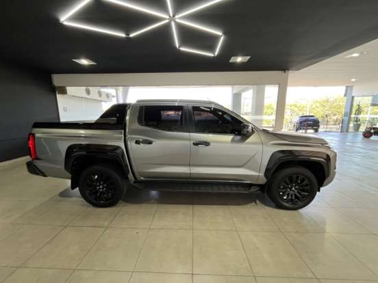 MITSUBISHI-TRITON-2.4 BITURBO DIESEL CD KATANA 4X4 AUTOMÁTICO MITSUBISHI-TRITON-2025